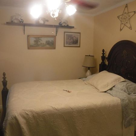 Serenityhill Bed And Breakfast Brownsville 外观 照片